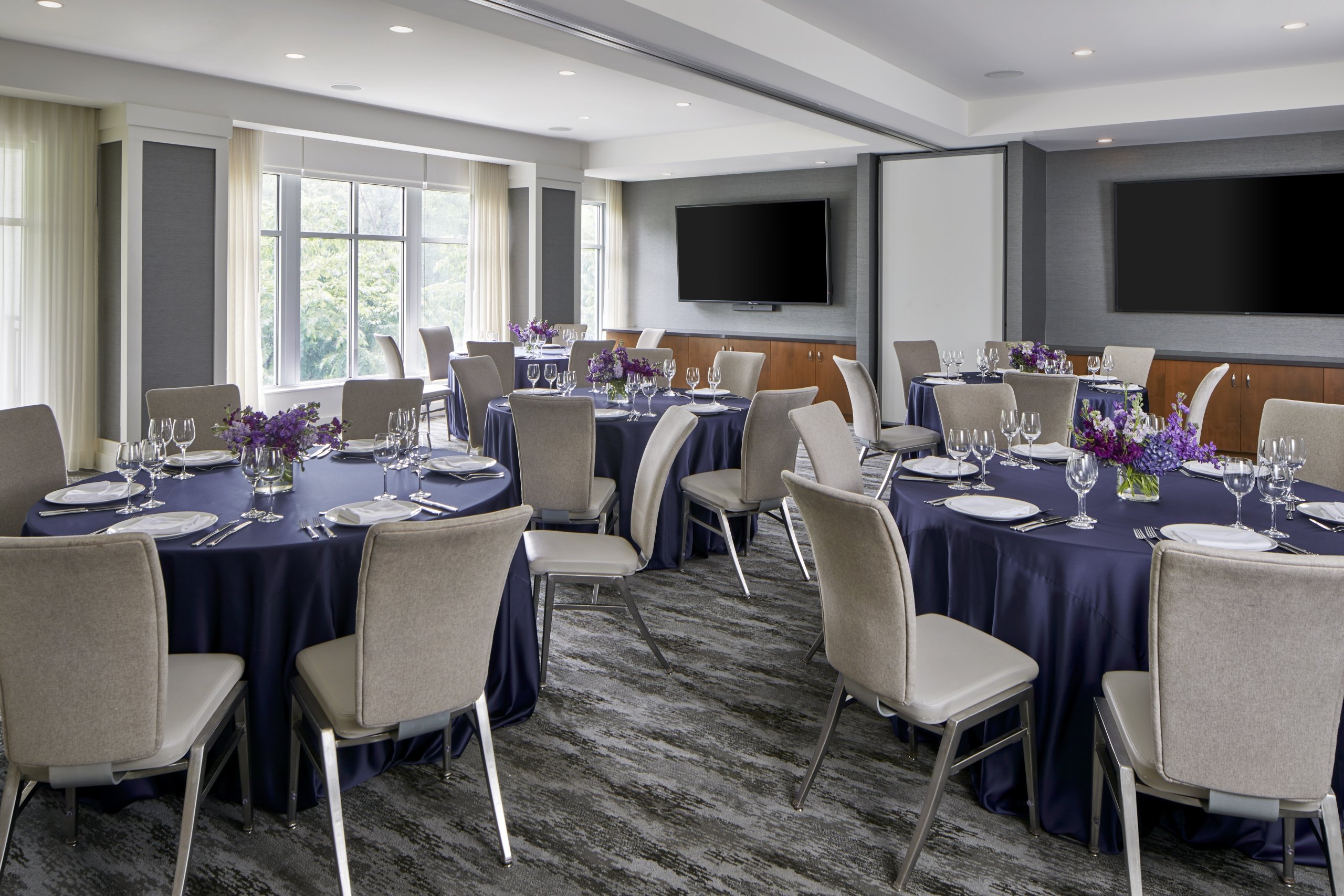 Hotel Landing Meeting Rooms A & B