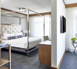 jr suite at hotel landing