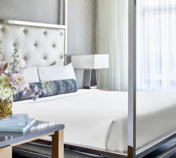 jr suite at hotel landing