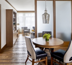 luxury suite dining area