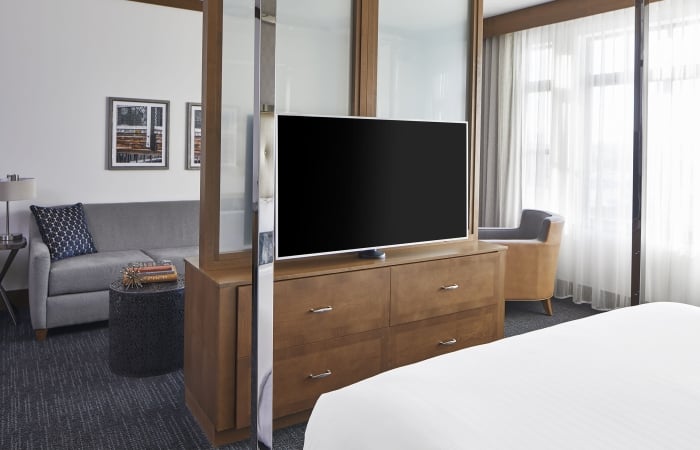 wayzata suite bedroom