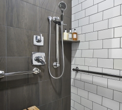 suite shower