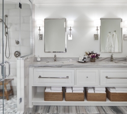 presidential suite bathroom