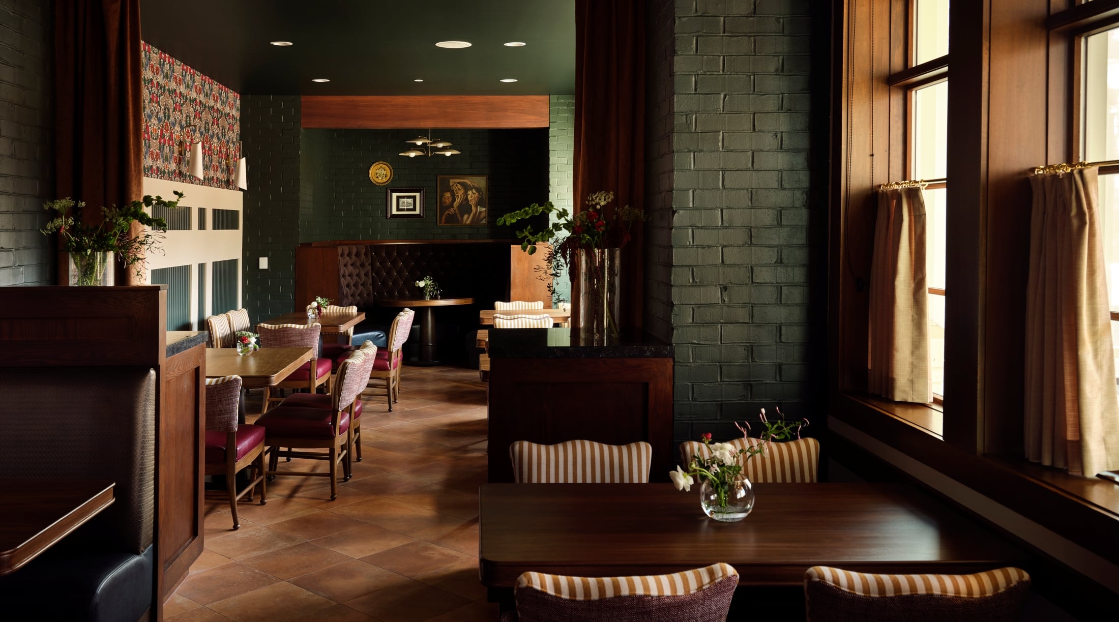 Dining room at Belle & Grey, The Hotel Landing